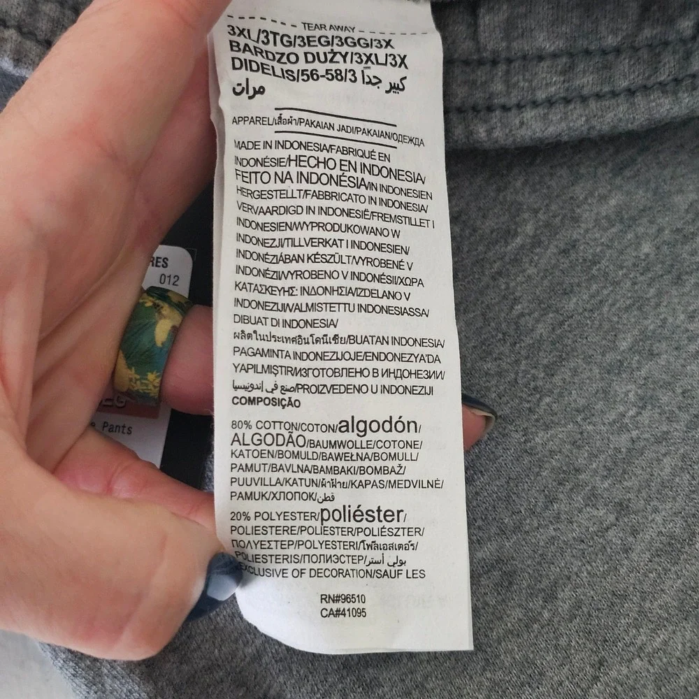 Under Armour new tags